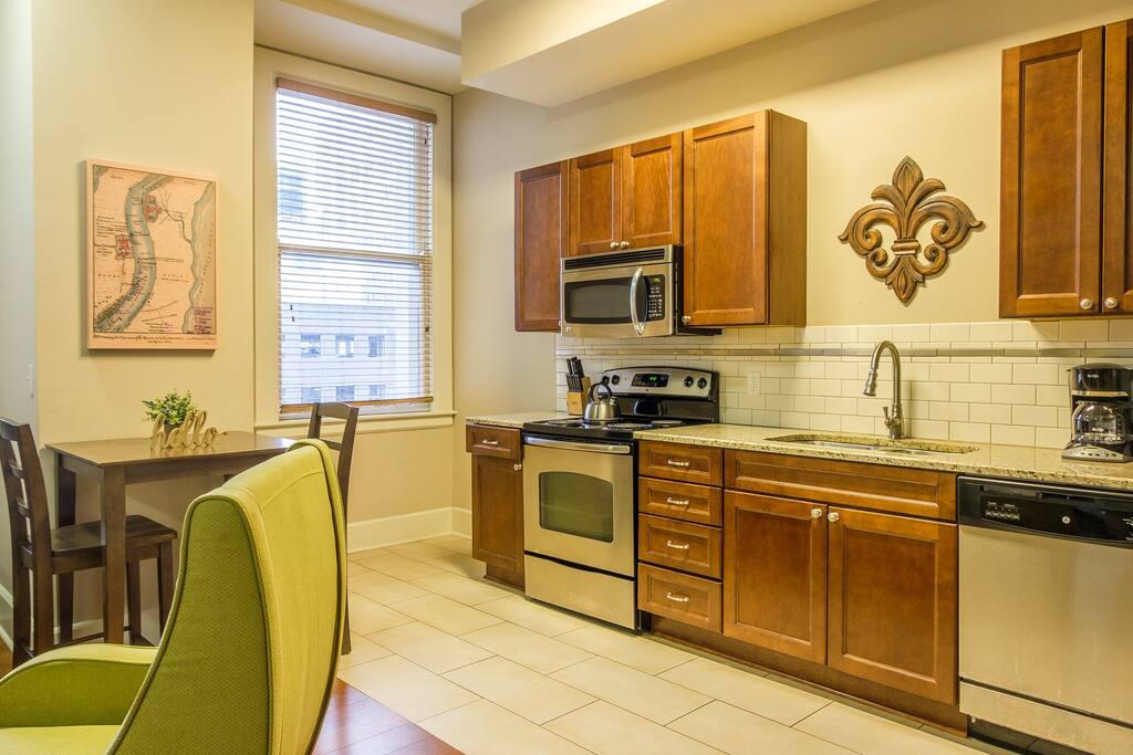 Property Image 2 - NOLA Central 1BR Apt with Laundry