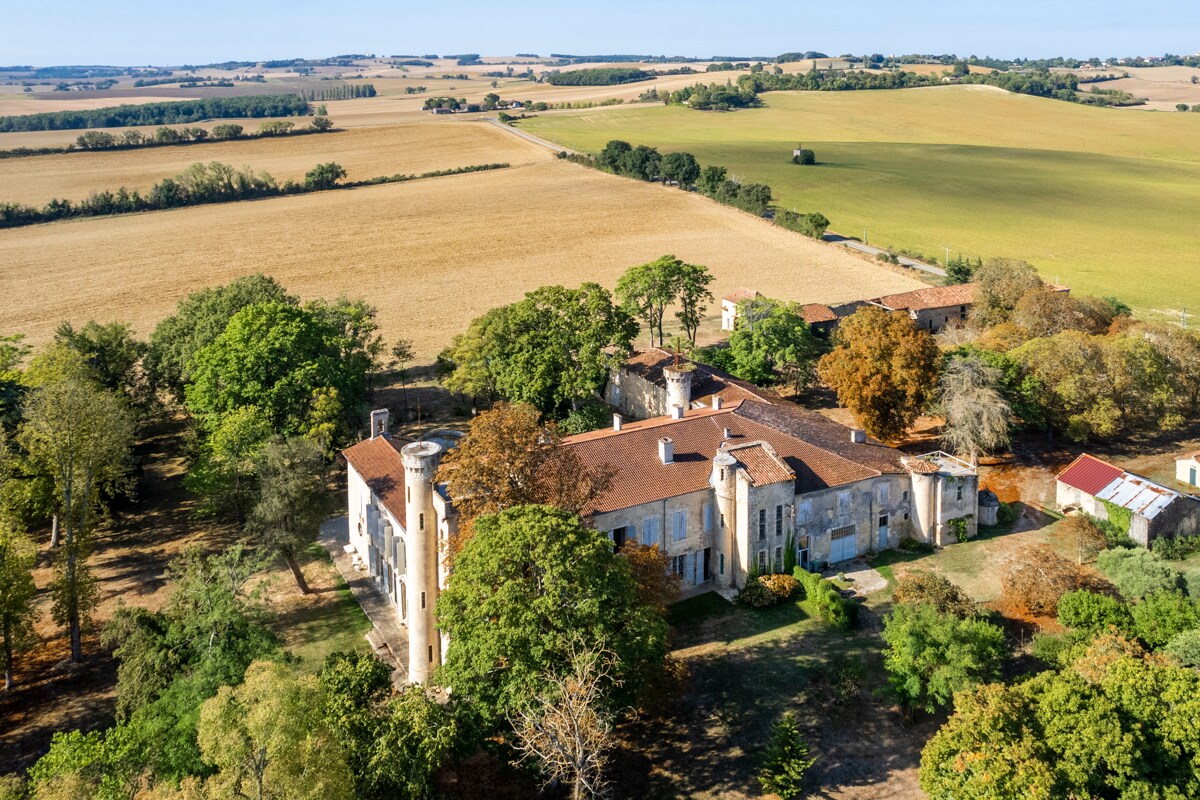 Property Image 1 - Chateau Rural