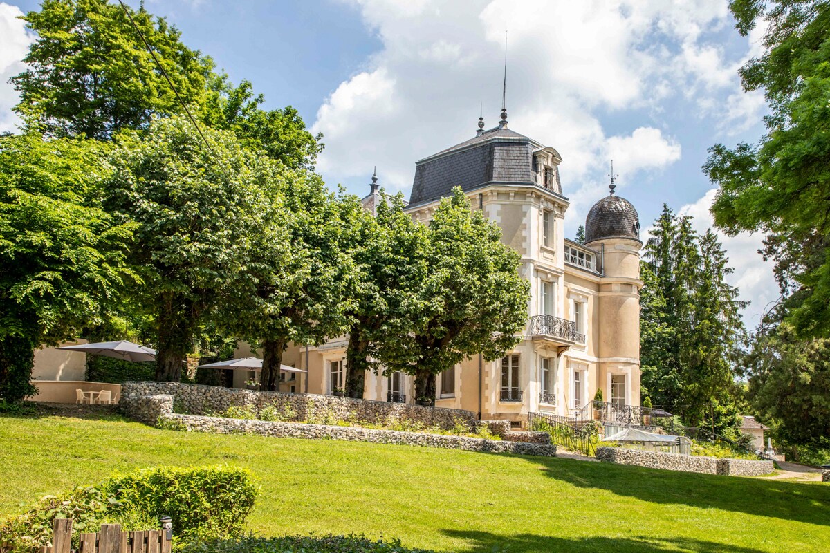 Property Image 2 - Chateau De Fremont