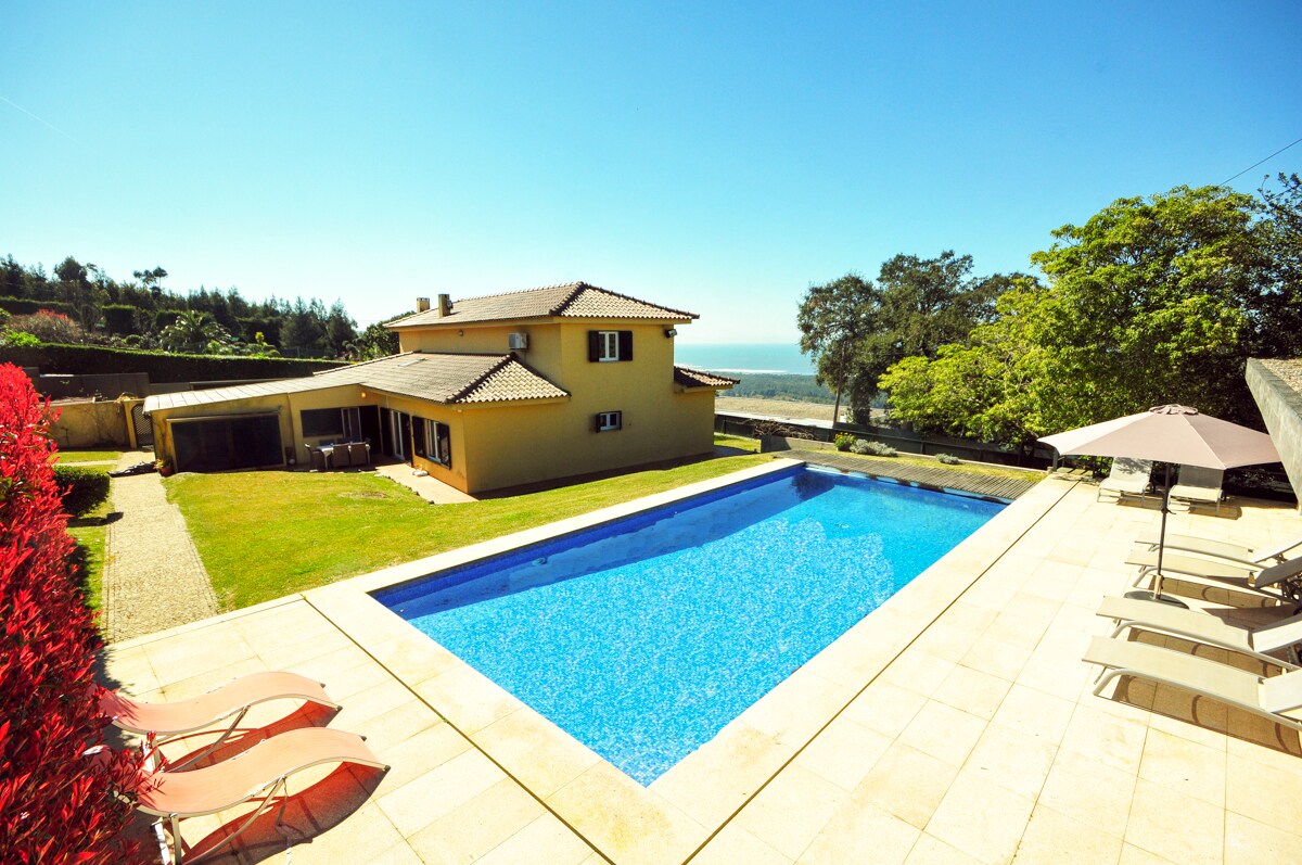 Property Image 1 - Villa Castanheiro