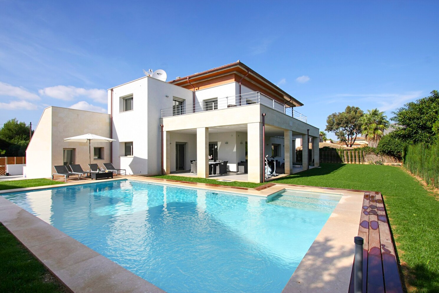 Property Image 1 - Villa Lulo
