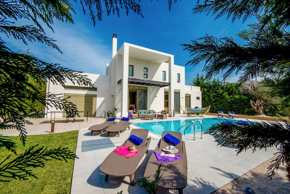 Property Image 1 - Villa Sappho