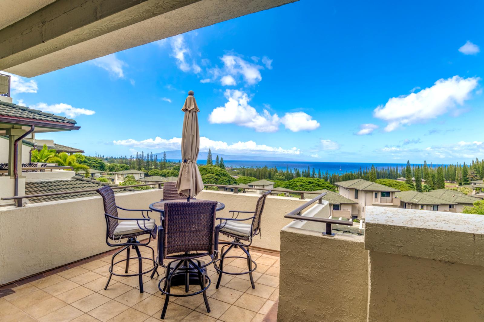 Property Image 1 - KGV-22T5 Stunning 1Bdrm upgraded villa with ocean views, custom remodel!