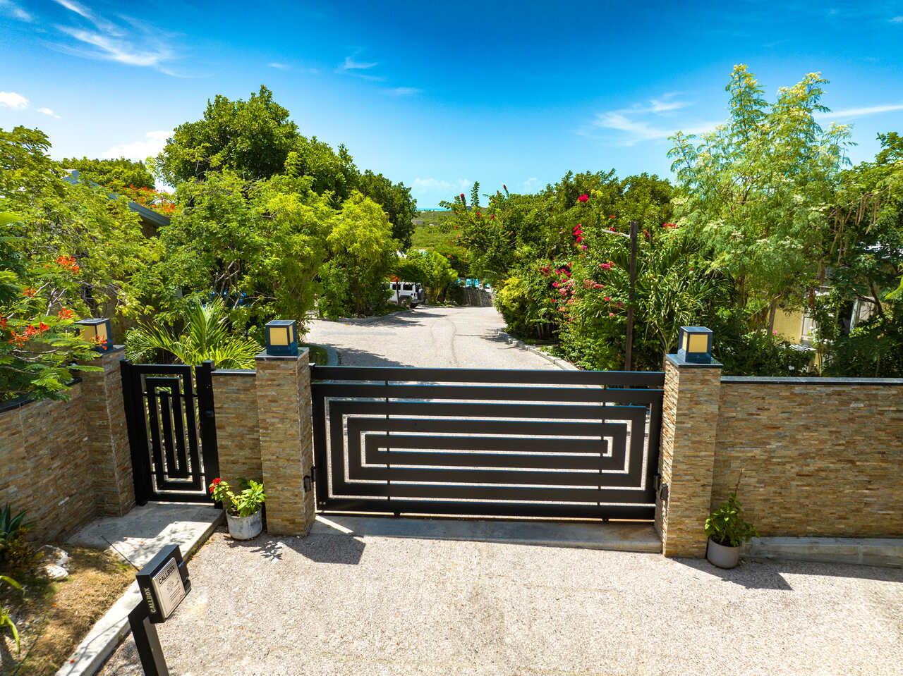 Kokomo 0813 (2)_Easy-Resize.com Kokomo 0813 (2)_Easy-Resize.com